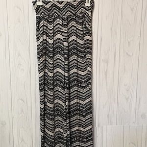 Mossimo Maxi Flare Pants size Medium